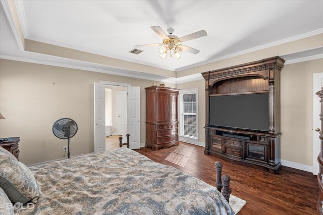 218 Ridgefield Drive, Bossier City, LA 71111