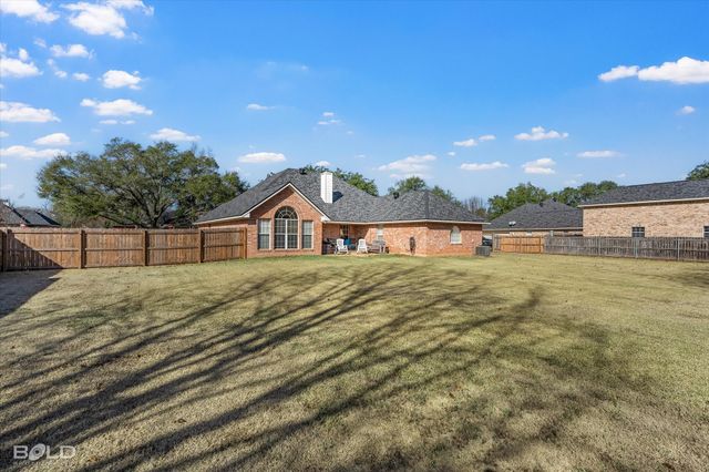 218 Ridgefield Drive, Bossier City, LA 71111