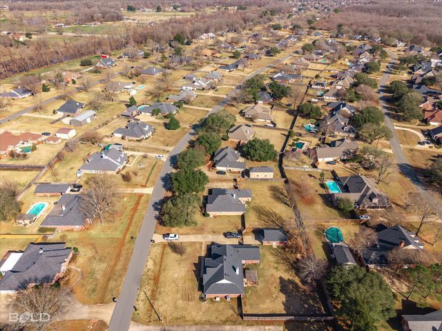 218 Ridgefield Drive, Bossier City, LA 71111