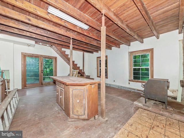 6753-D DICKERSON RD, Dickerson, MD 20842