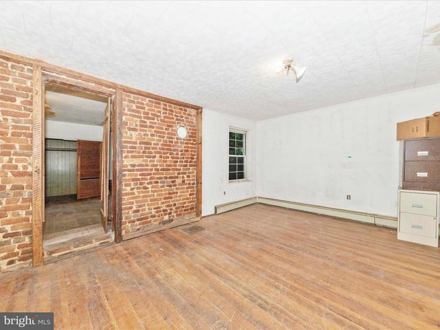 6753-D DICKERSON RD, Dickerson, MD 20842