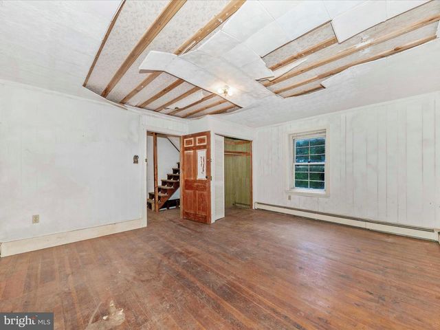 6753-D DICKERSON RD, Dickerson, MD 20842