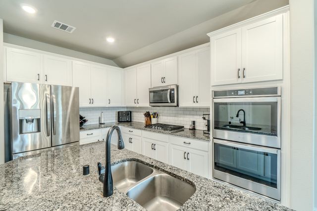 2116 Dorsey Drive, Forney, TX 75126