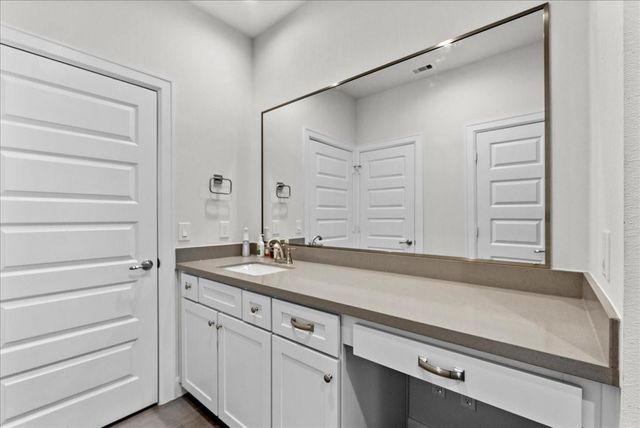 2808 Grand Fountains Drive D, Houston, TX 77054