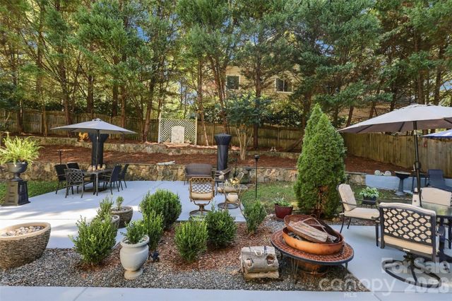 14923 Hawick Manor Lane, Pineville, NC 28134