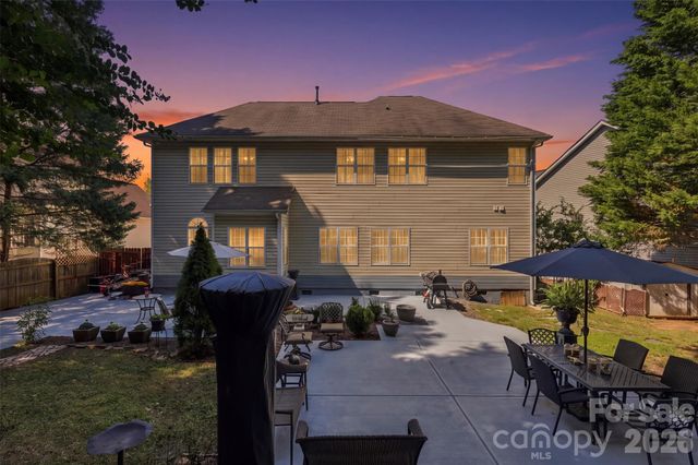 14923 Hawick Manor Lane, Pineville, NC 28134