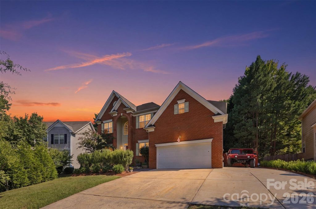 14923 Hawick Manor Lane, Pineville, NC 28134