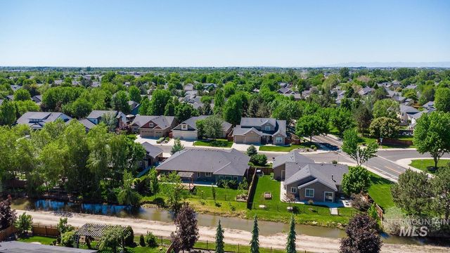 10170 W Broadford Drive, Star, ID 83669