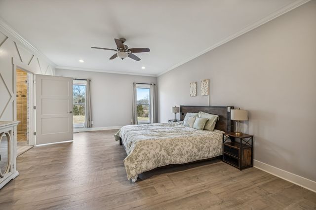 1005 Hickory Point Rd, Clarksville, TN 37043