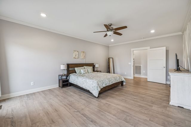 1005 Hickory Point Rd, Clarksville, TN 37043