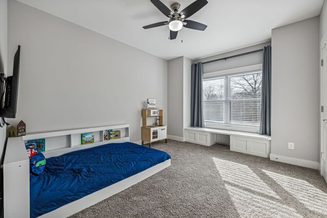 1005 Hickory Point Rd, Clarksville, TN 37043