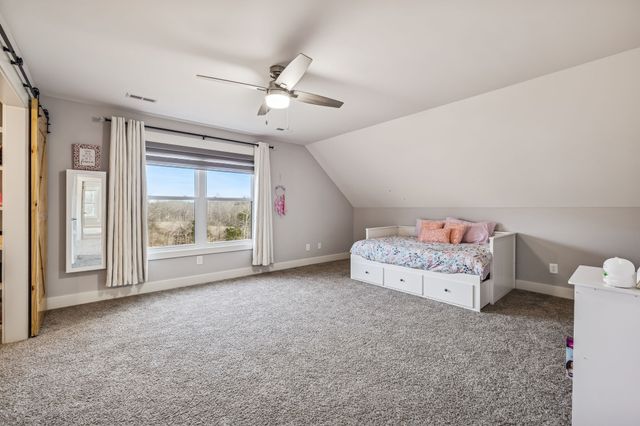 1005 Hickory Point Rd, Clarksville, TN 37043