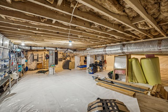 1005 Hickory Point Rd, Clarksville, TN 37043