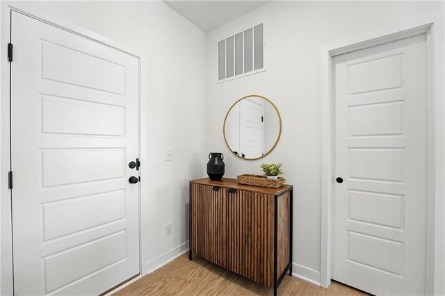 1384 SE Silo Street, Lee's Summit, MO 64081