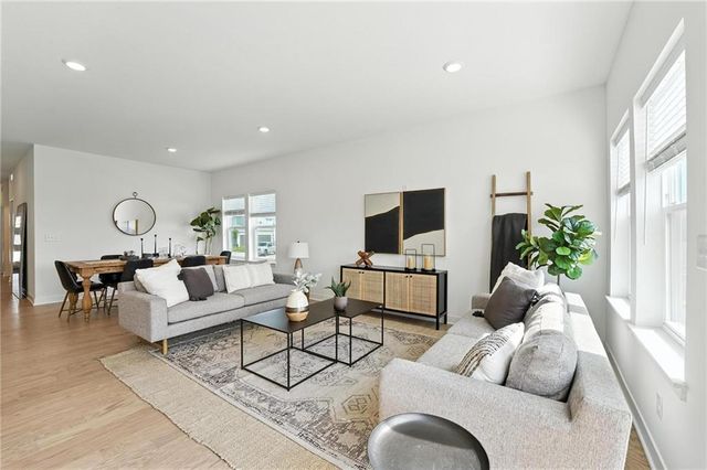 1384 SE Silo Street, Lee's Summit, MO 64081