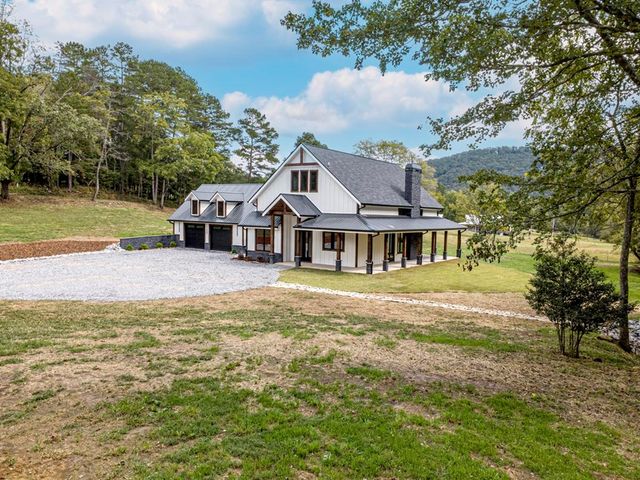 86 Valley Lake Drive, Mineral Bluff, GA 30559