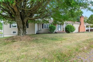 304 Washington Ave, New Galilee, PA 16141