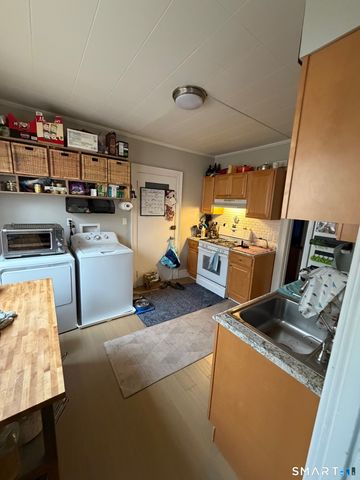 209 Willard Street 1, New Haven, CT 06515