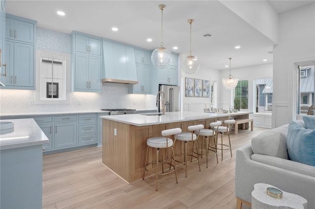 513 Sunrise Ave, Port Aransas, TX 78373