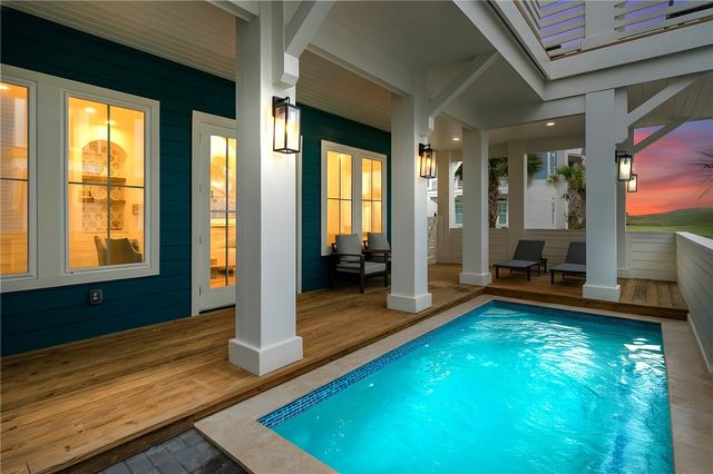 513 Sunrise Ave, Port Aransas, TX 78373