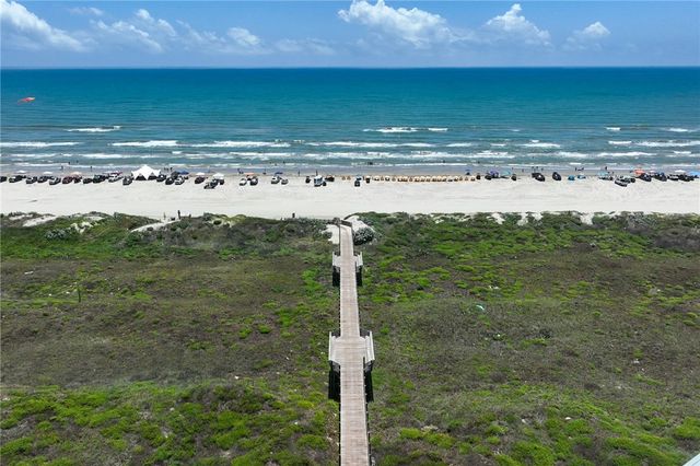 513 Sunrise Ave, Port Aransas, TX 78373