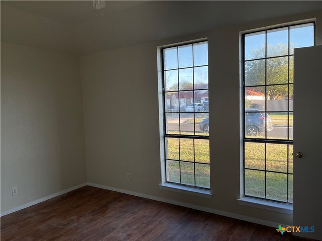 2301 Timberline Drive, Killeen, TX 76543