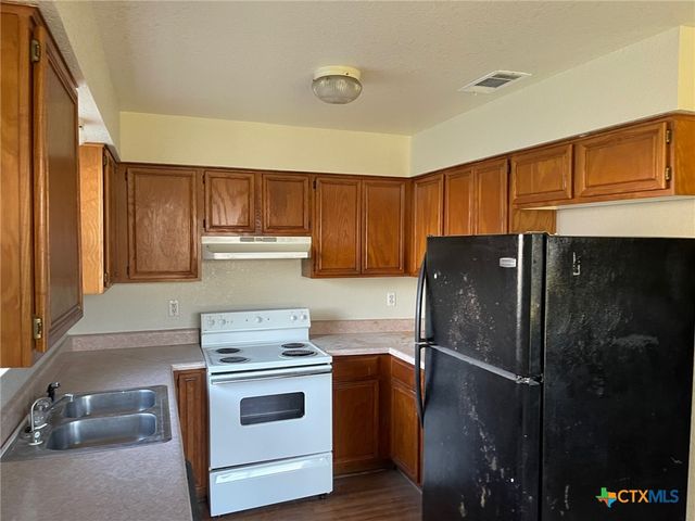 2301 Timberline Drive, Killeen, TX 76543