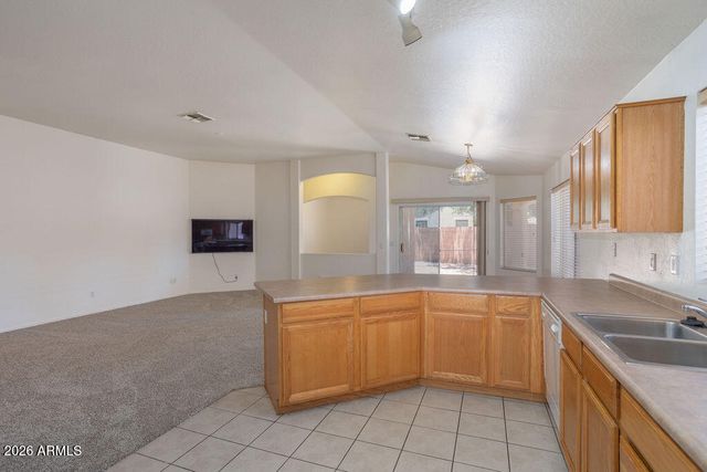 6762 W DEL MAR Lane, Peoria, AZ 85381