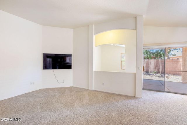 6762 W DEL MAR Lane, Peoria, AZ 85381