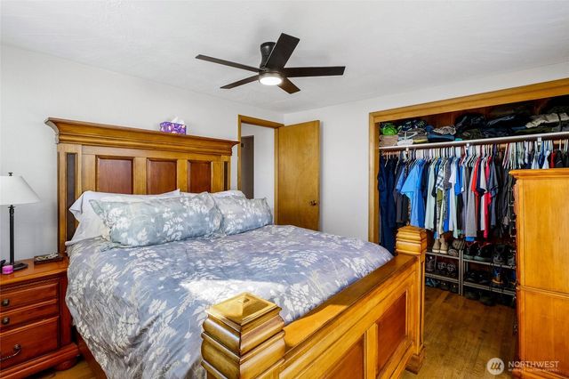 8061 NE Valley Road, Moses Lake, WA 98837