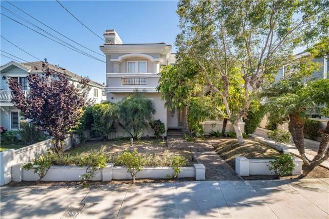 1802 Clark, Redondo Beach, CA 90278