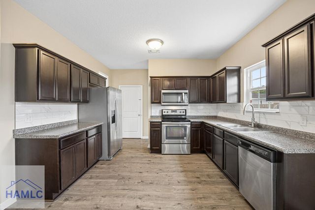 1597 Leaf Court, Hinesville, GA 31313