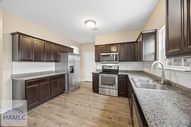 1597 Leaf Court, Hinesville, GA 31313