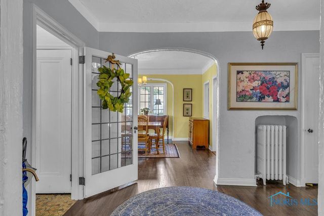 3765 Brookside Road, Ottawa Hills, OH 43606