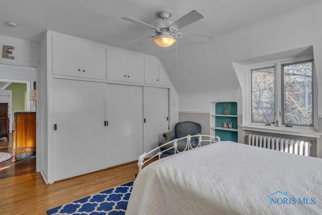 3765 Brookside Road, Ottawa Hills, OH 43606