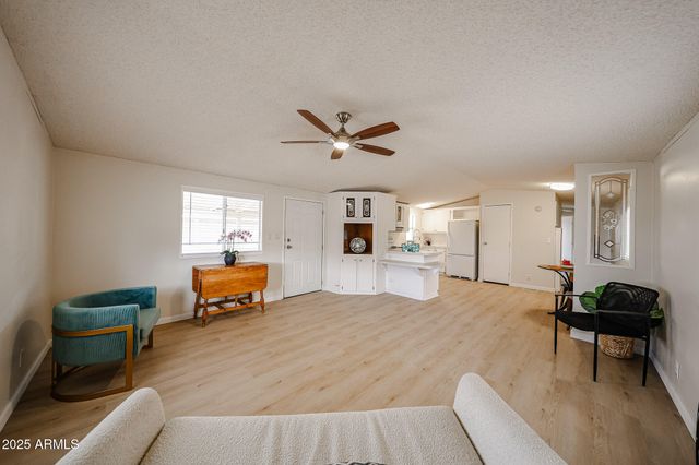 3901 E PINNACLE PEAK Road 36, Phoenix, AZ 85050