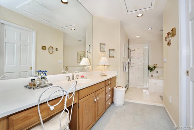 10 Dogwood Lane, West Nyack, NY 10994