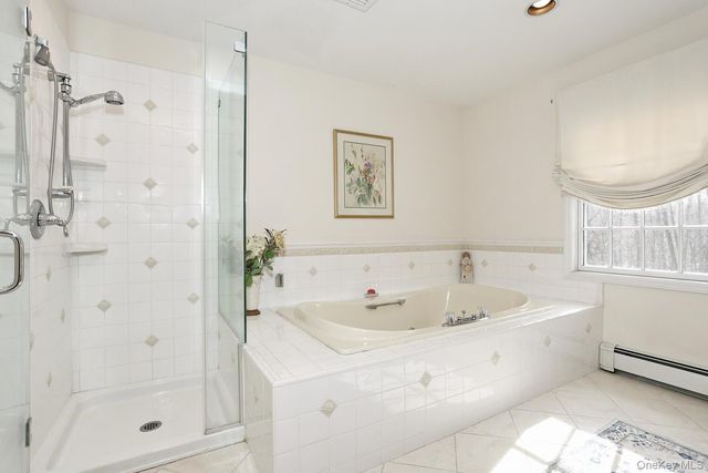 10 Dogwood Lane, West Nyack, NY 10994