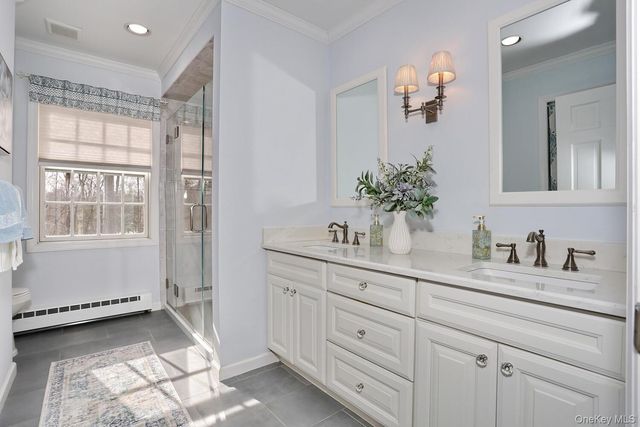 10 Dogwood Lane, West Nyack, NY 10994