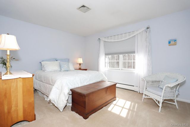 10 Dogwood Lane, West Nyack, NY 10994