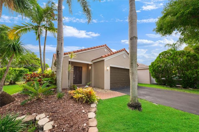 4361 Mahogany Ridge Dr, Weston, FL 33331