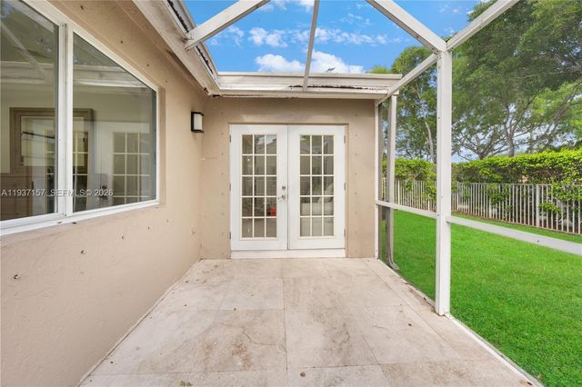 4361 Mahogany Ridge Dr, Weston, FL 33331
