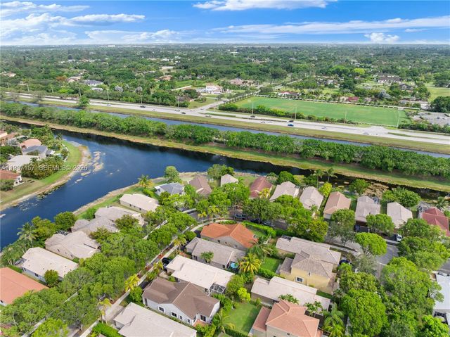 4361 Mahogany Ridge Dr, Weston, FL 33331
