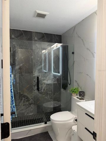 2216 RIDGEMORE DRIVE, Valrico, FL 33594