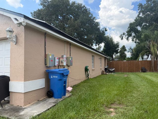 2216 RIDGEMORE DRIVE, Valrico, FL 33594