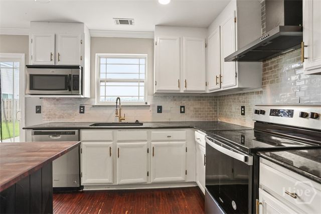 43 Old Mill Road, Port Wentworth, GA 31407