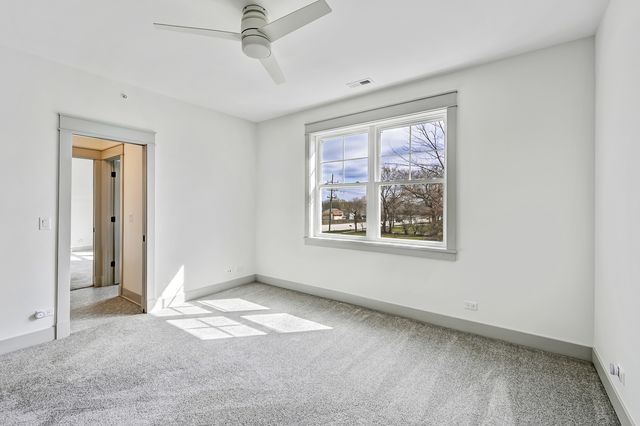 1205 RIDGE Road, Westmont, IL 60559