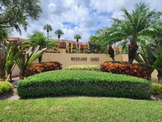 5344 Woodland Lakes Drive 223, Palm Beach Gardens, FL 33418