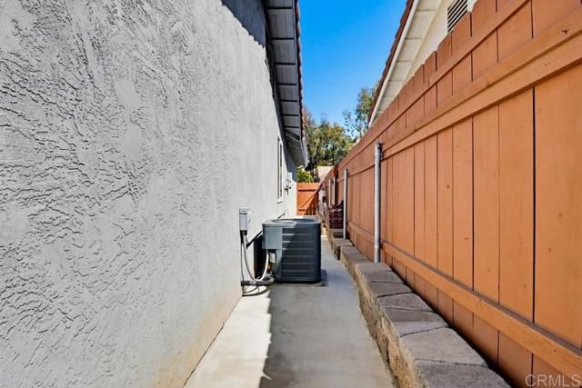 8456 Snow White Drive, El Cajon, CA 92021