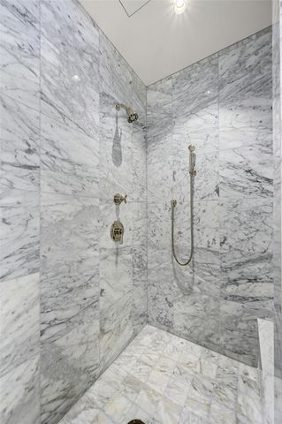 200 Congress Ave 24B, Austin, TX 78701